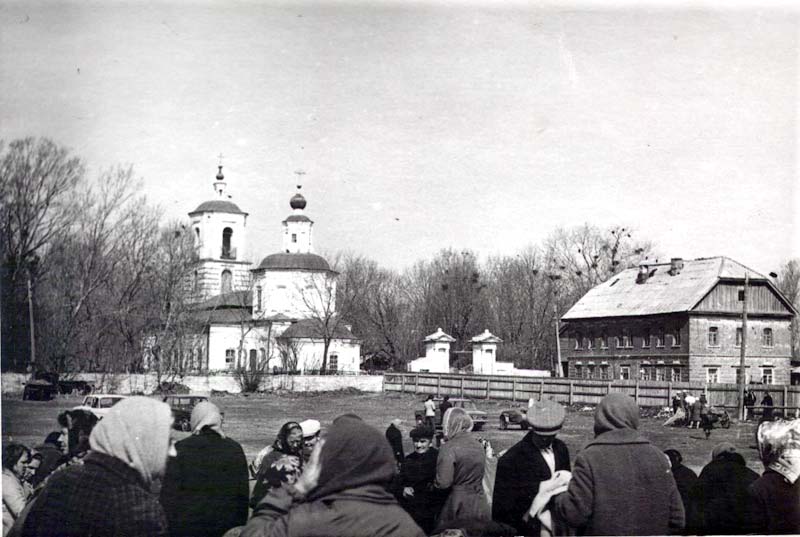 Церковь Иоанна Предтечи, Венёв (Венёвский район, Тульская область). архивная фотография, Фото 1970-х годов из приходского архива