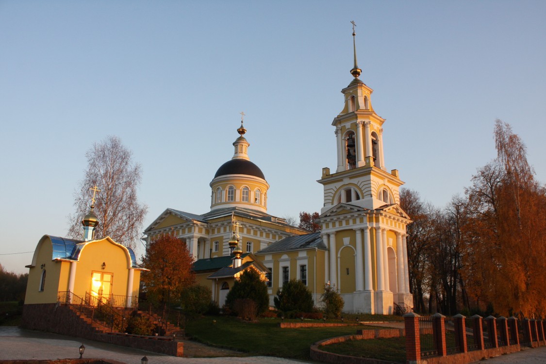 Белое. Церковь Николая Чудотворца. фасады