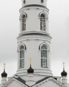 Тихоновский Преображенский женский монастырь. Церковь Преображения Господня в колокольне, Архитектура оконных проемов 2 и 3 ярусов колокольни<br>, Скит, урочище, Задонский район, Липецкая область