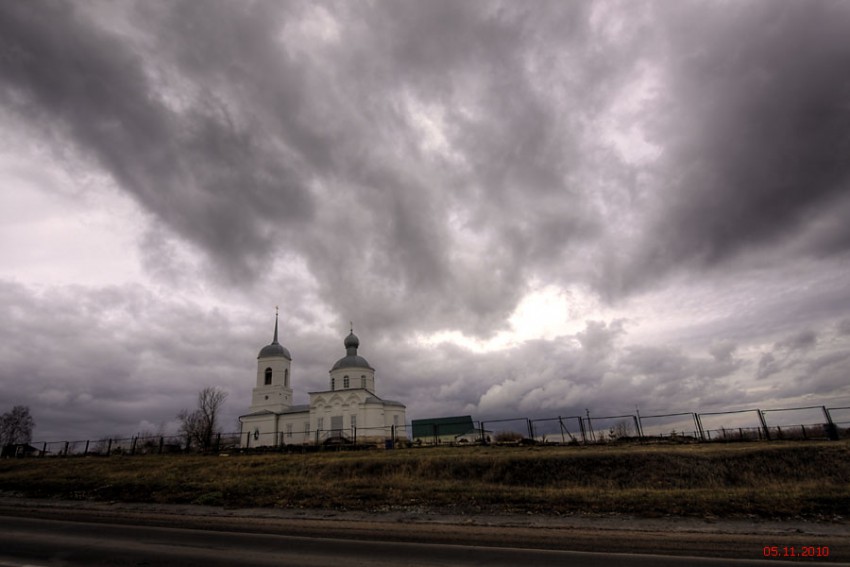 Церковь Параскевы Пятницы, Болховское (Задонский район, Липецкая область). общий вид в ландшафте