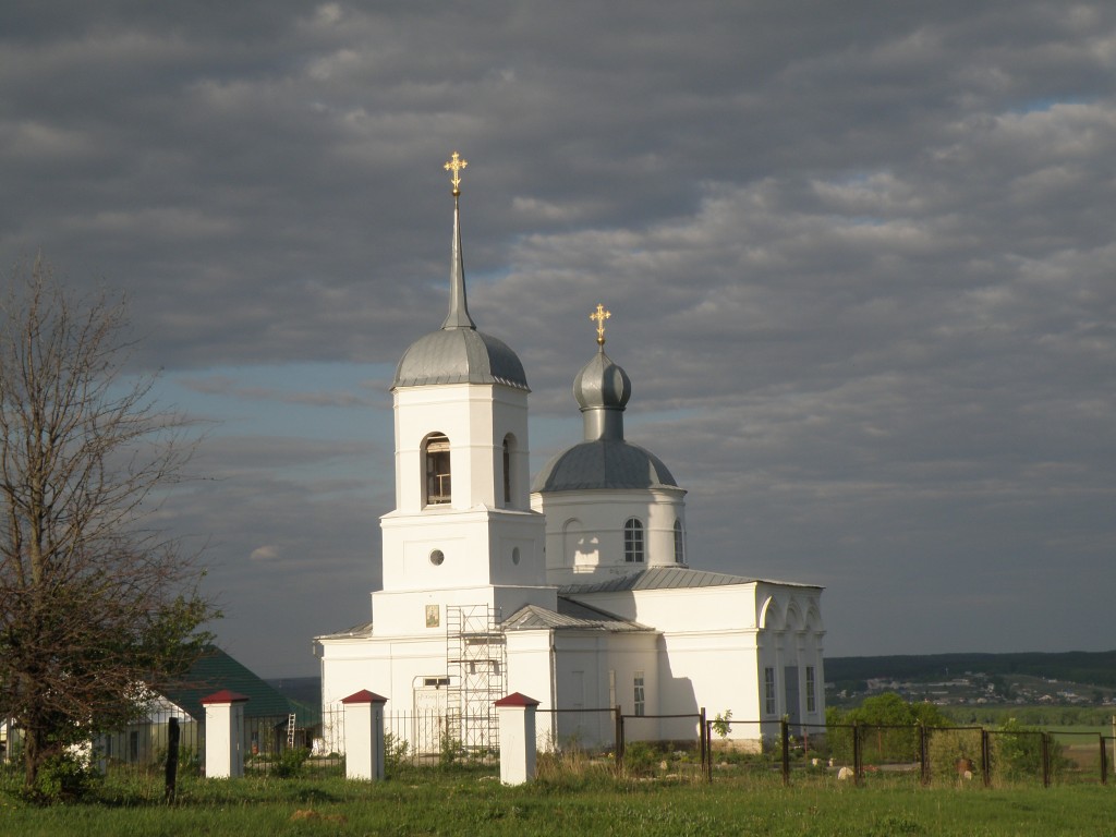 Болховское. Церковь Параскевы Пятницы. фасады