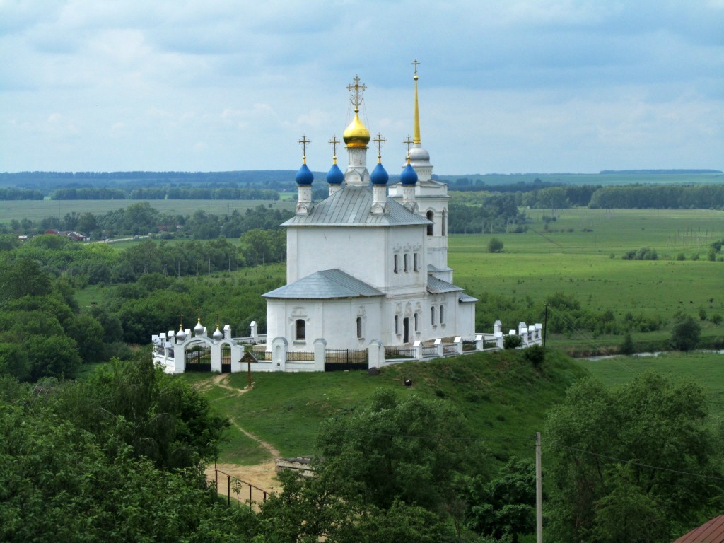 Епифань. Епифанский Успенский скит-подворье. Церковь Успения Пресвятой Богородицы. фасады