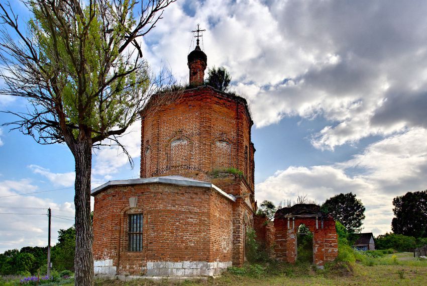 Церковь Флора и Лавра, Свиридовский (Венёвский район, Тульская область). фасады