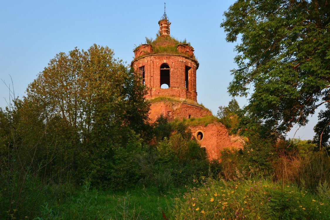 Церковь Корсунской иконы Божией Матери, Семьянь (Венёвский район, Тульская область). фасады, Вид с северо-запада