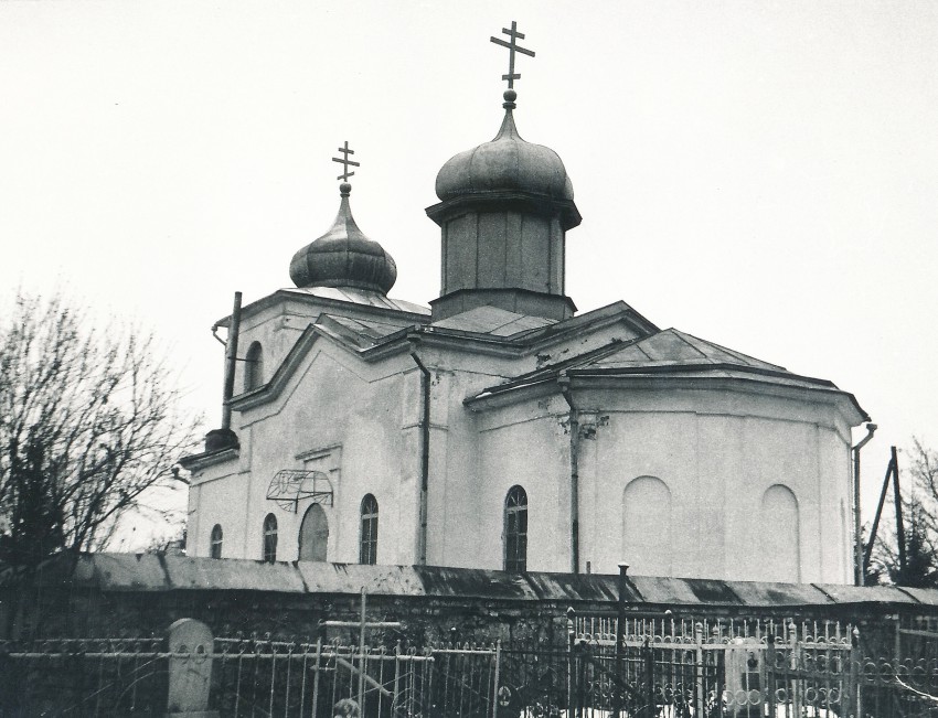 Церковь Николая Чудотворца, Карачево (Дубенский район, Тульская область). фасады