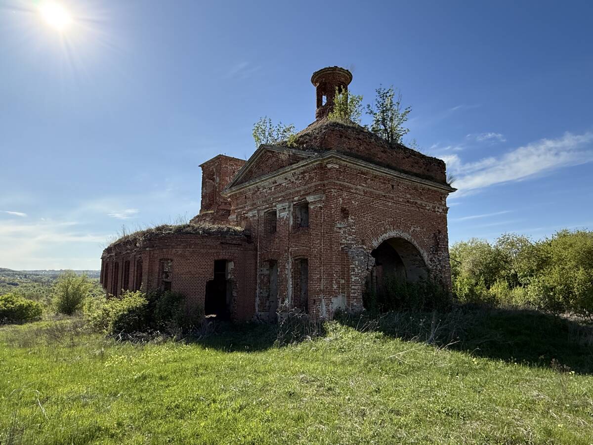 Церковь Бориса и Глеба, Поречье (Дубенский район, Тульская область). фасады, Вид с юго-востока
