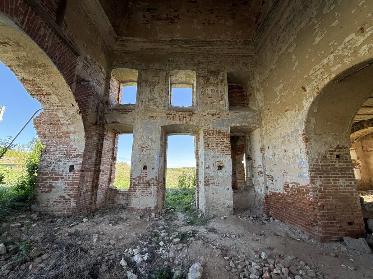 Церковь Бориса и Глеба, Поречье (Дубенский район, Тульская область). интерьер и убранство, Вид на южную стену основного объема