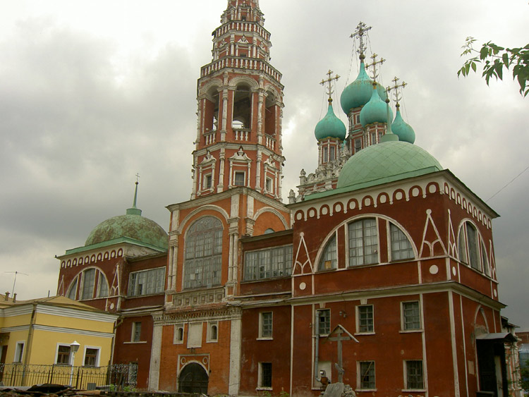 Церковь Воскресения Христова в Кадашах, Якиманка (Центральный административный округ (ЦАО), г. Москва). дополнительная информация