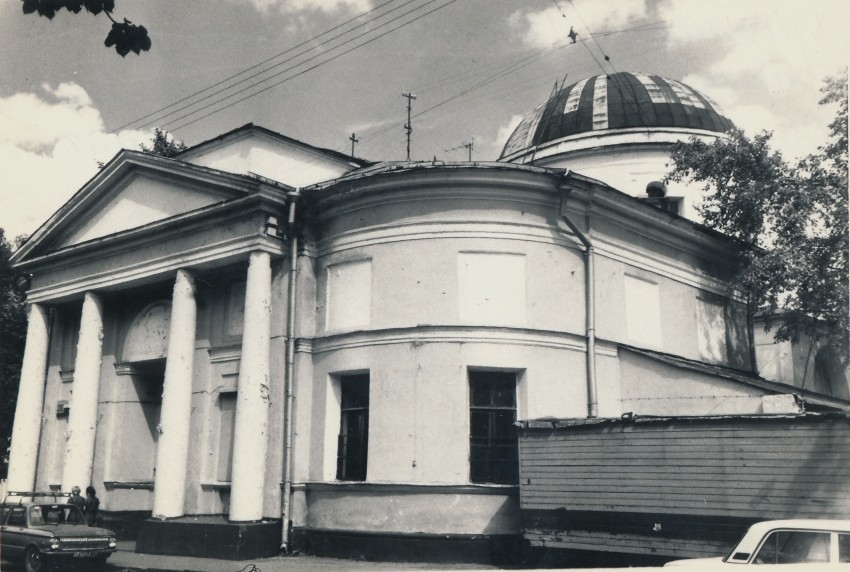 Церковь Иверской иконы Божией Матери (Георгия Победоносца) на Всполье, Замоскворечье (Центральный административный округ (ЦАО), г. Москва). фасады