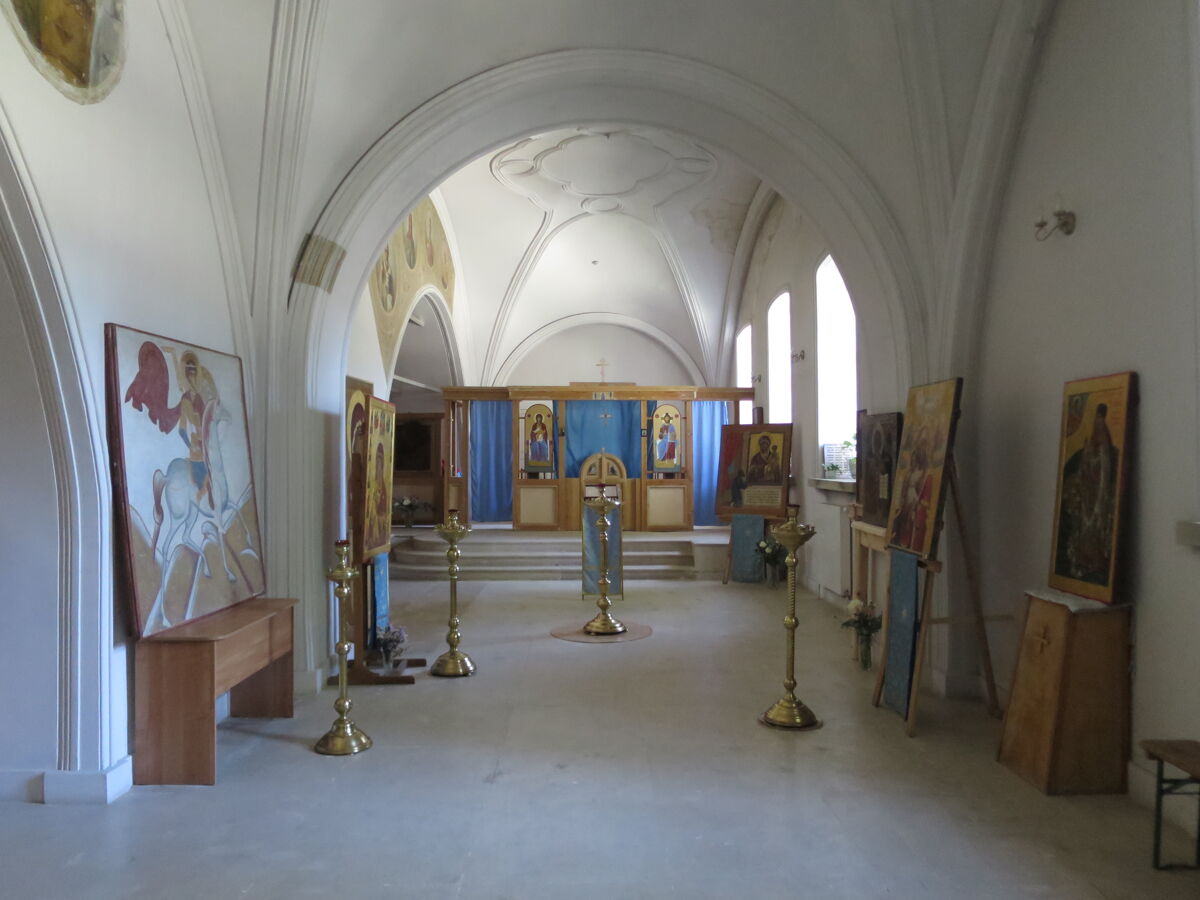 Церковь Воскресения Христова в Кадашах, Якиманка (Центральный административный округ (ЦАО), г. Москва). интерьер и убранство, Престол Тихвинской иконы Божией Матери