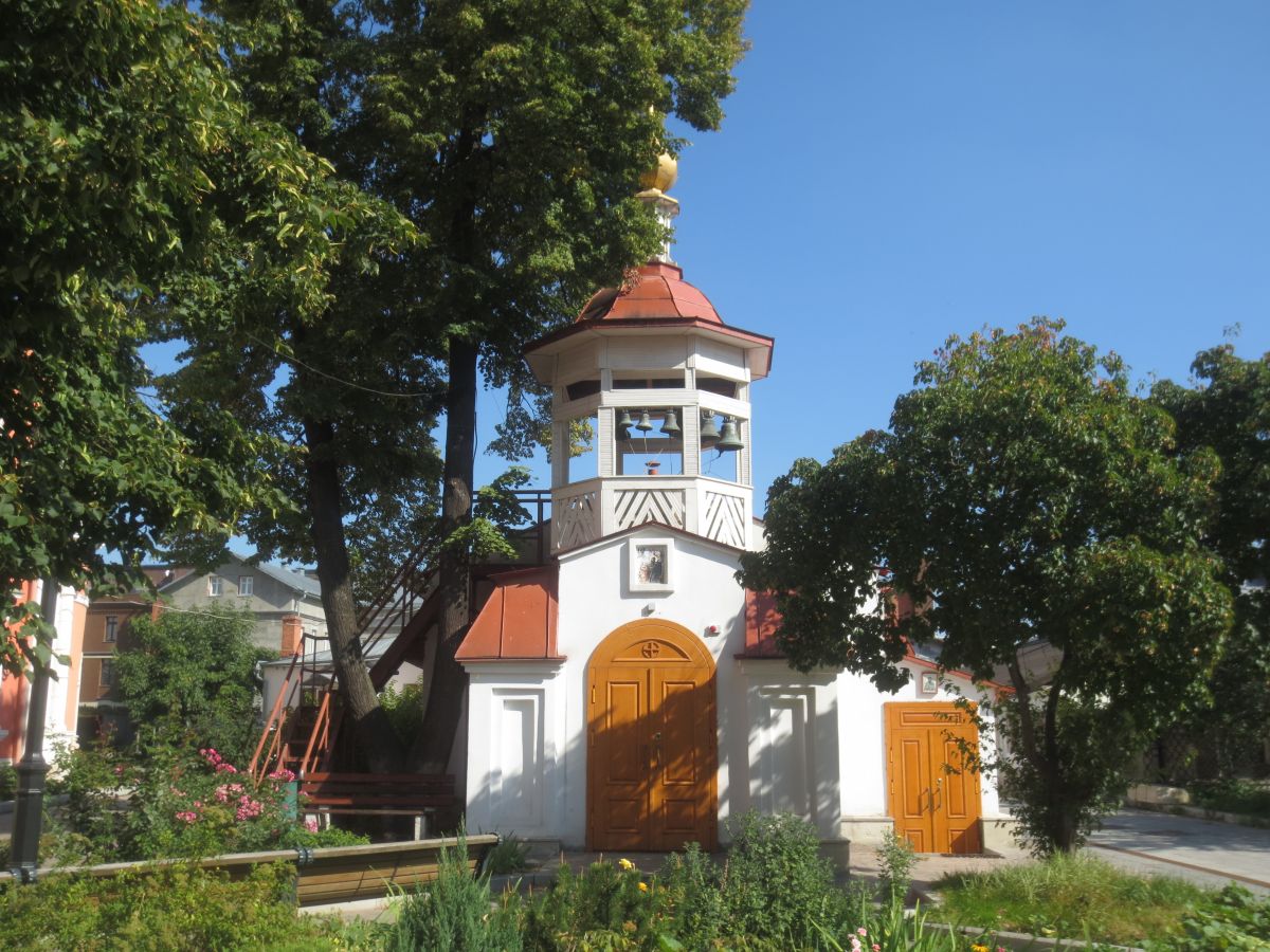 Церковь Иова Почаевского в Кадашах, Якиманка (Центральный административный округ (ЦАО), г. Москва). фасады