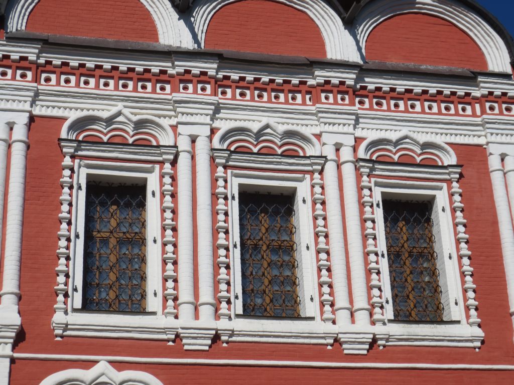 Высоко-Петровский монастырь. Собор Боголюбской иконы Божией Матери, Тверской (Центральный административный округ (ЦАО), г. Москва). архитектурные детали