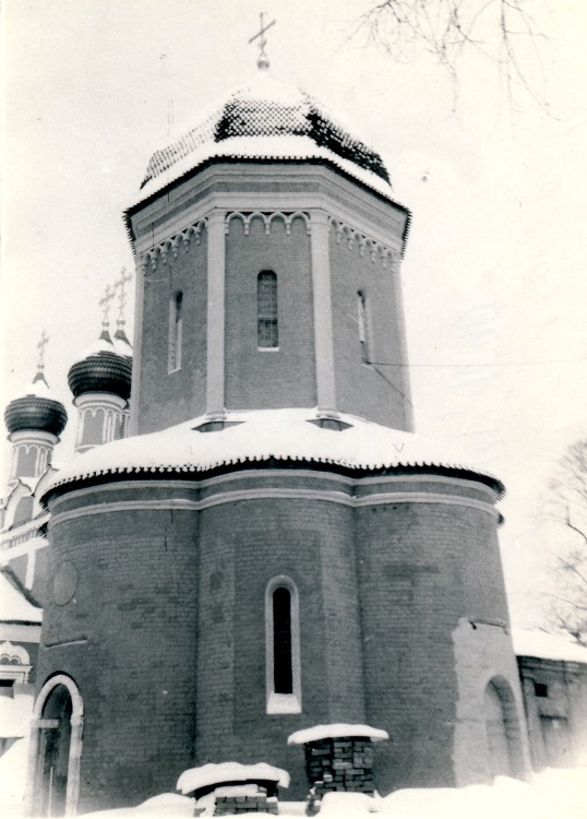 Высоко-Петровский монастырь. Собор Петра, митрополита Московского, Тверской (Центральный административный округ (ЦАО), г. Москва). фасады