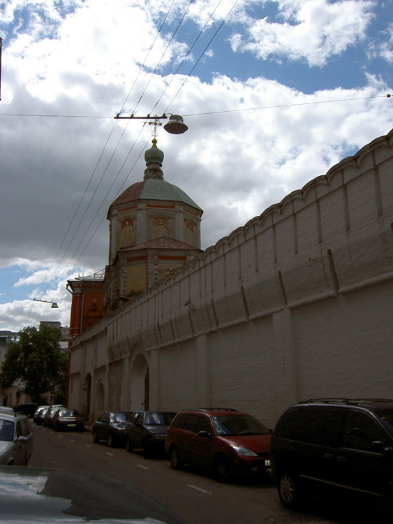 Высоко-Петровский монастырь. Церковь Пахомия Великого (Петра и Павла), Тверской (Центральный административный округ (ЦАО), г. Москва). дополнительная информация