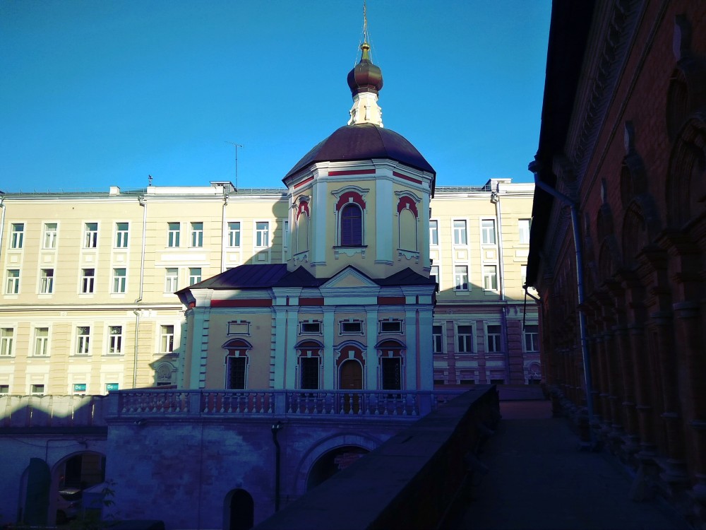 Тверской. Высокопетровский монастырь. Церковь Пахомия Великого (Петра и Павла). фасады