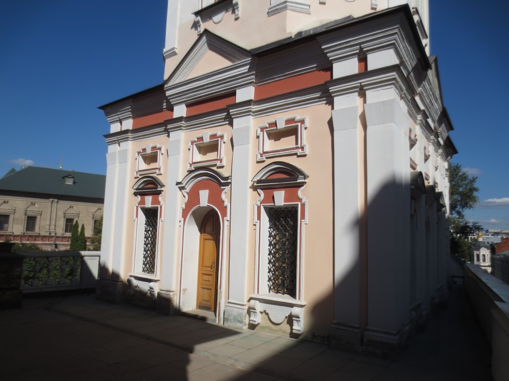 Высоко-Петровский монастырь. Церковь Пахомия Великого (Петра и Павла), Тверской (Центральный административный округ (ЦАО), г. Москва). архитектурные детали