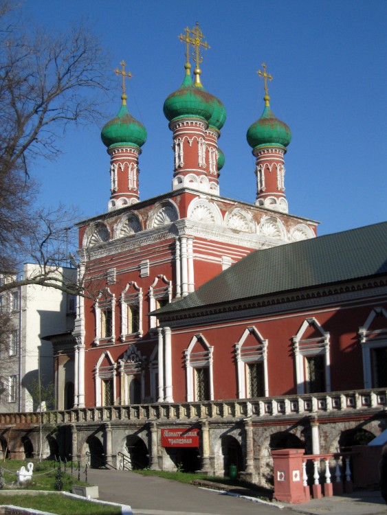 Высокопетровский монастырь. Церковь Сергия Радонежского, Тверской (Центральный административный округ (ЦАО), г. Москва). архитектурные детали, Москва. Церковь Сергия Радонежского Высокопетровского монастыря.