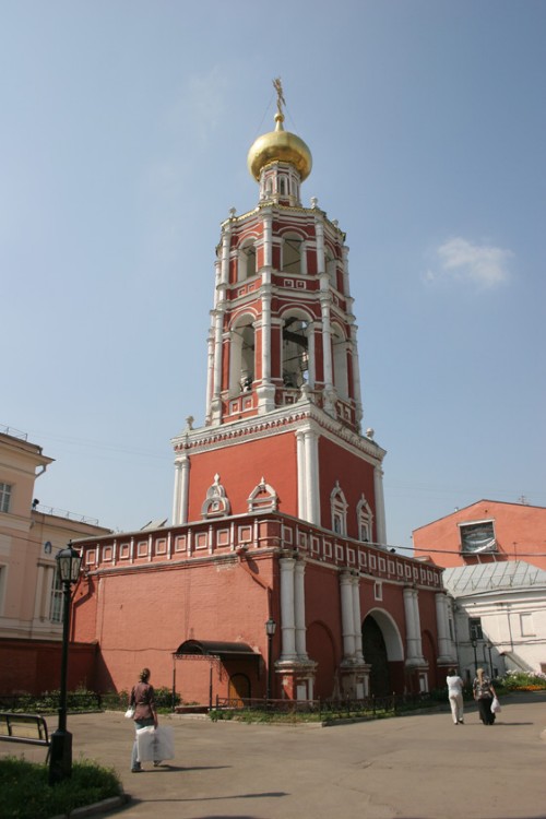 Высокопетровский монастырь. Церковь Покрова Пресвятой Богородицы, Тверской (Центральный административный округ (ЦАО), г. Москва). фасады, 		      