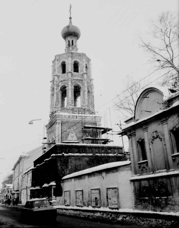 Высокопетровский монастырь. Церковь Покрова Пресвятой Богородицы, Тверской (Центральный административный округ (ЦАО), г. Москва). фасады