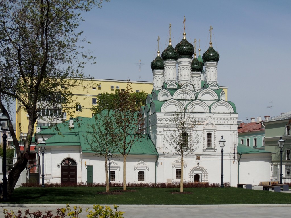 Церковь Михаила и Феодора Черниговских под Бором, Замоскворечье (Центральный административный округ (ЦАО), г. Москва). фасады