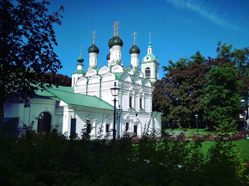 Замоскворечье. Церковь Михаила и Феодора Черниговских под Бором. фасады