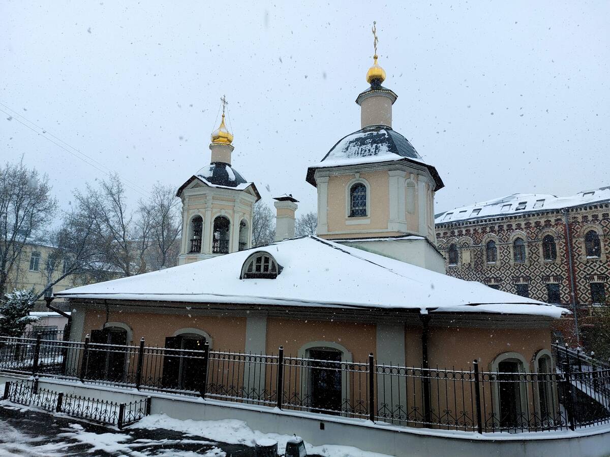 Церковь Сергия Радонежского в Крапивниках, Тверской (Центральный административный округ (ЦАО), г. Москва). фасады