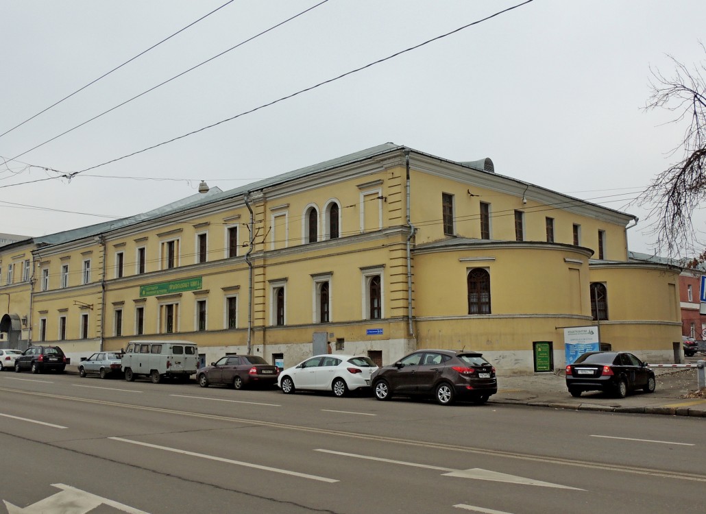 Домовая церковь Александра Невского при бывшей Покровской богадельне, Басманный (Центральный административный округ (ЦАО), г. Москва). фасады