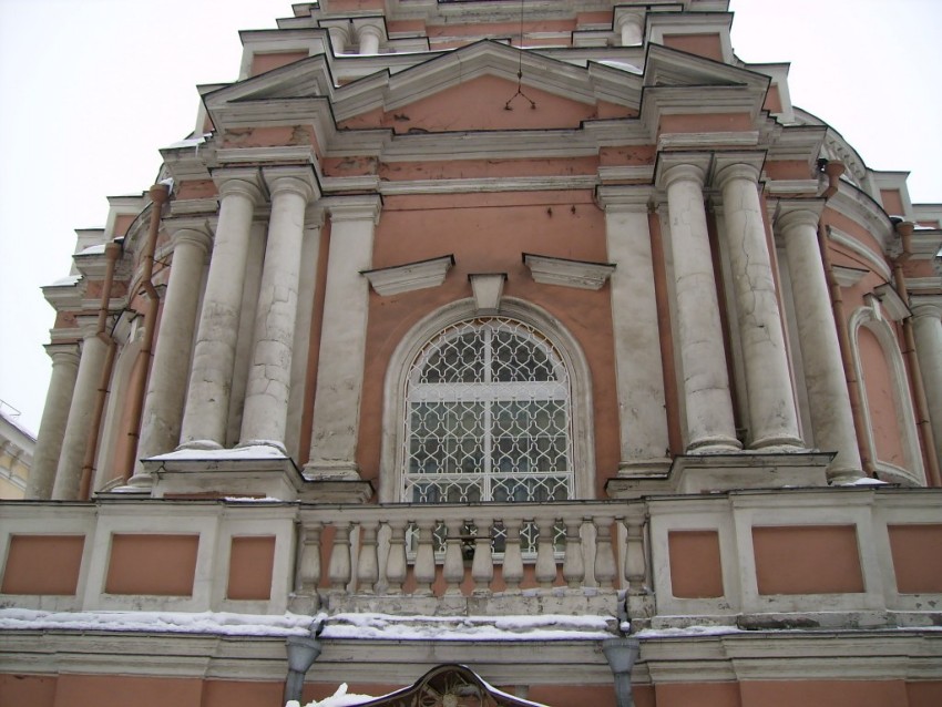 Церковь Петра и Павла в Новой Басманной слободе, Басманный (Центральный административный округ (ЦАО), г. Москва). архитектурные детали, Второй  ярус  колокольни