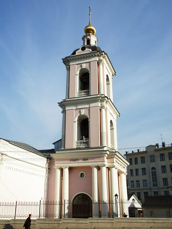 Церковь Николая Чудотворца в Покровском, Басманный (Центральный административный округ (ЦАО), г. Москва). архитектурные детали, Колокольня, вид  с  севера