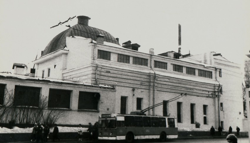 Басманный. Церковь Николая Чудотворца в Покровском. архивная фотография