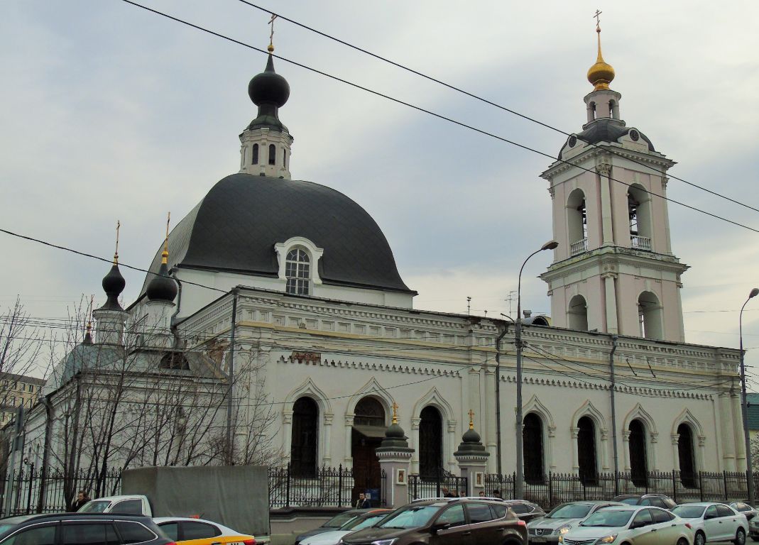 Басманный. Церковь Николая Чудотворца в Покровском. фасады