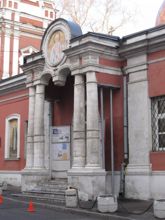Церковь Николая Чудотворца в Подкопаях, Басманный (Центральный административный округ (ЦАО), г. Москва). архитектурные детали, Москва. Церковь Николая Чудотворца в Подкопаях.