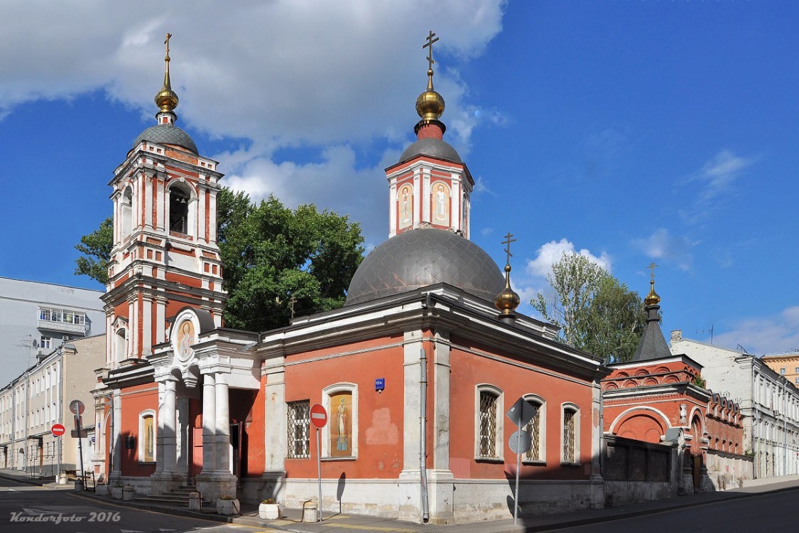Церковь Николая Чудотворца в Подкопаях, Басманный (Центральный административный округ (ЦАО), г. Москва). фасады