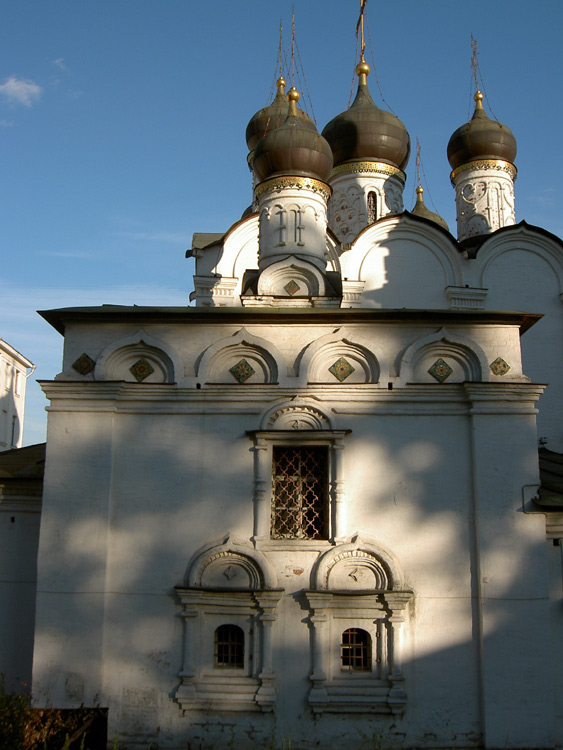 Церковь Владимира равноапостольного в Старых Садех, Басманный (Центральный административный округ (ЦАО), г. Москва). архитектурные детали