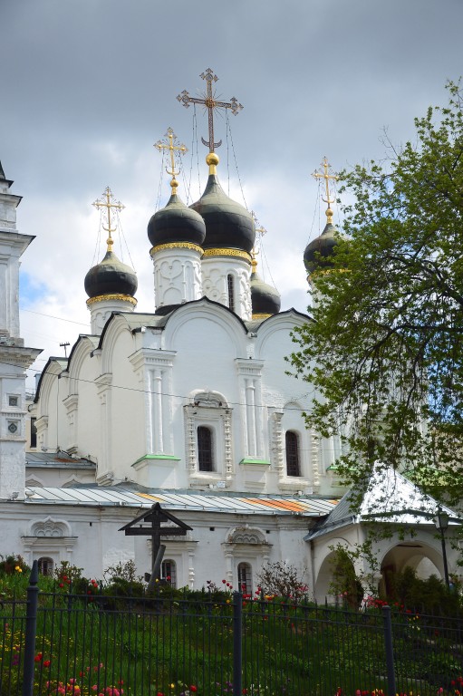 Басманный. Церковь Владимира равноапостольного в Старых Садех. архитектурные детали