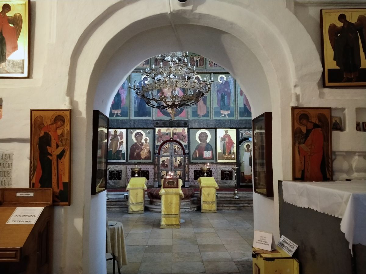 Церковь Владимира равноапостольного в Старых Садех, Басманный (Центральный административный округ (ЦАО), г. Москва). интерьер и убранство, общий вид интерьера