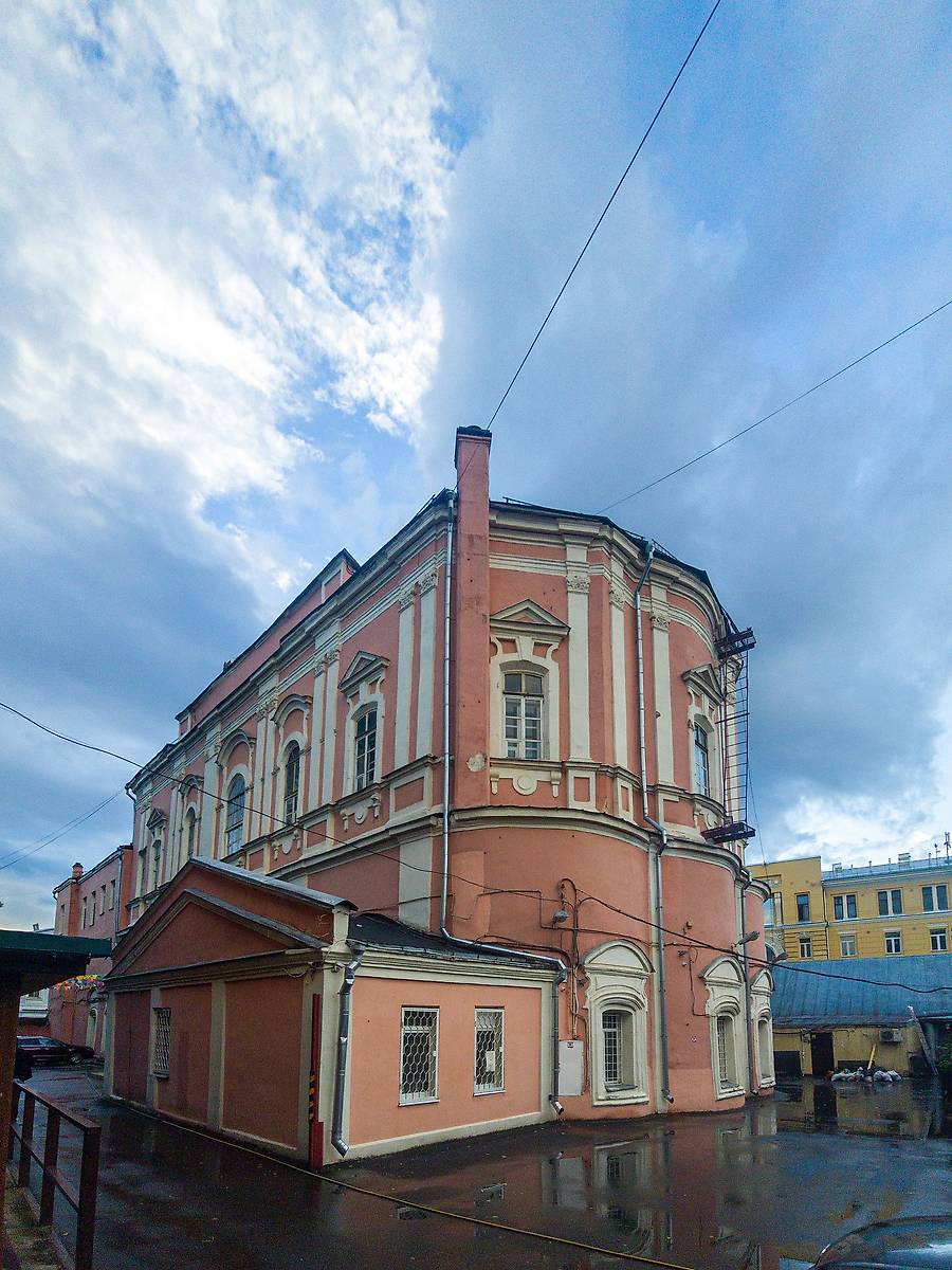 фасады. Церковь Воскресения Словущего в Барашах, Басманный (Центральный административный округ (ЦАО), г. Москва)