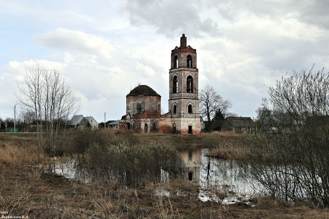 Церковь Покрова Пресвятой Богородицы, Круглово (Камешковский район, Владимирская область). общий вид в ландшафте