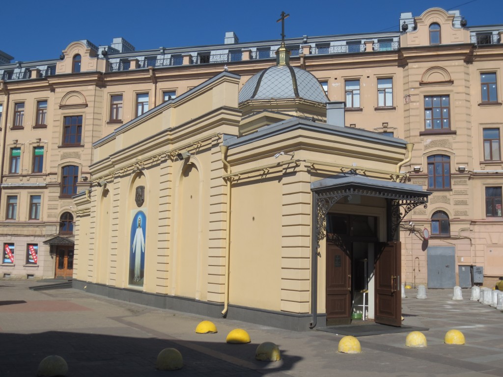 Храм-часовня Спаса Всемилостивого, Адмиралтейский район (Санкт-Петербург, г. Санкт-Петербург). фасады