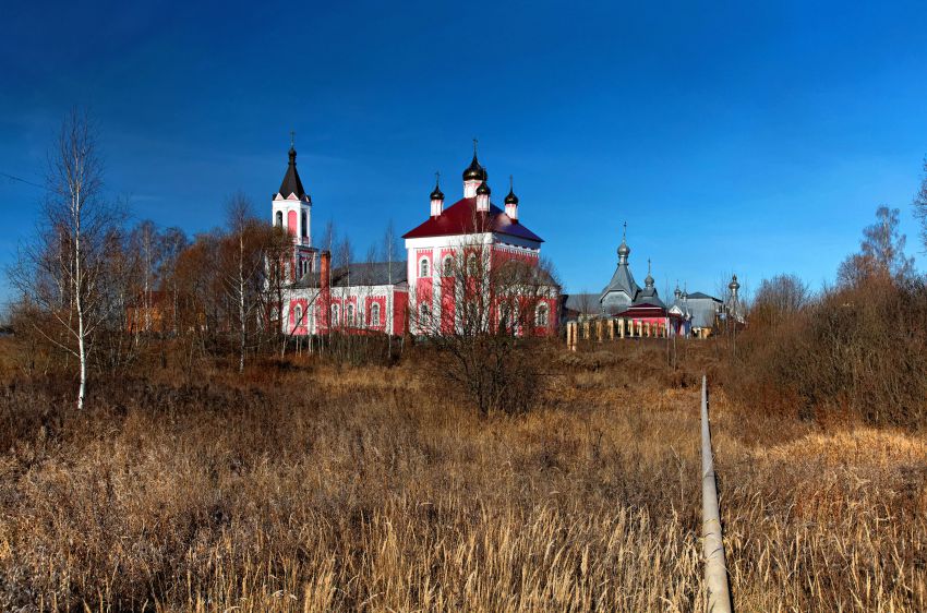 Церковь Казанской иконы Божией Матери, Бывалино (Павлово-Посадский городской округ и г. Электрогорск, Московская область). общий вид в ландшафте