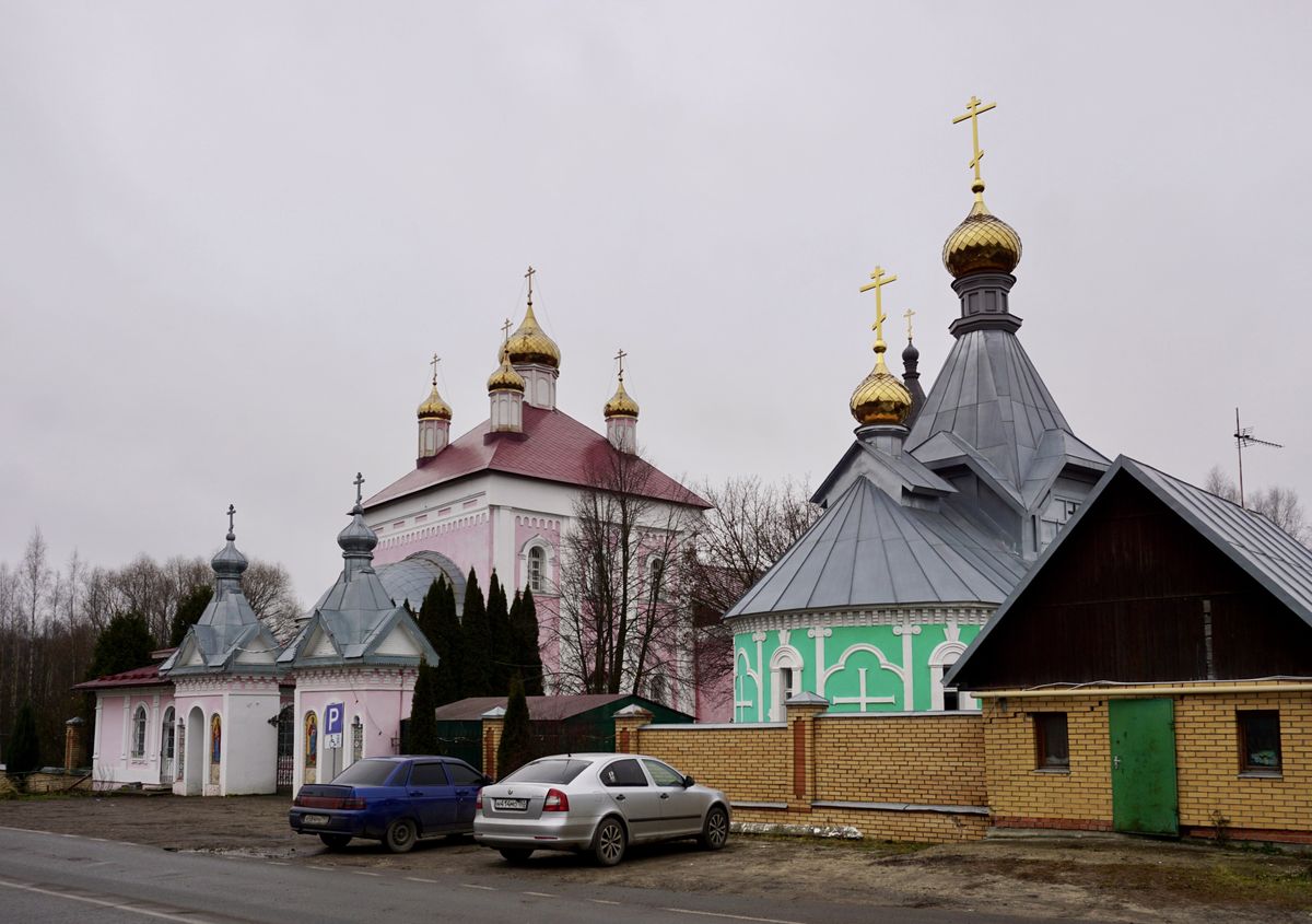 общий вид в ландшафте. Церковь Казанской иконы Божией Матери, Бывалино (Павлово-Посадский городской округ и г. Электрогорск, Московская область)