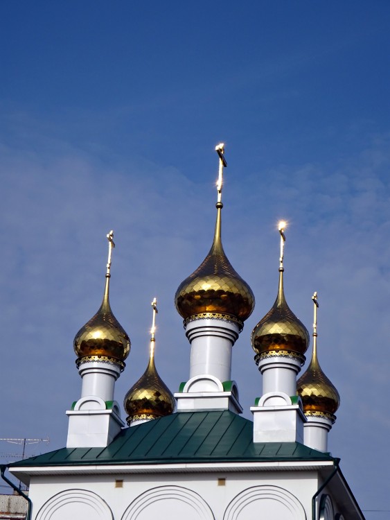 Павловский Посад. Церковь Рождества Пресвятой Богородицы в Корневе (новая). фасады