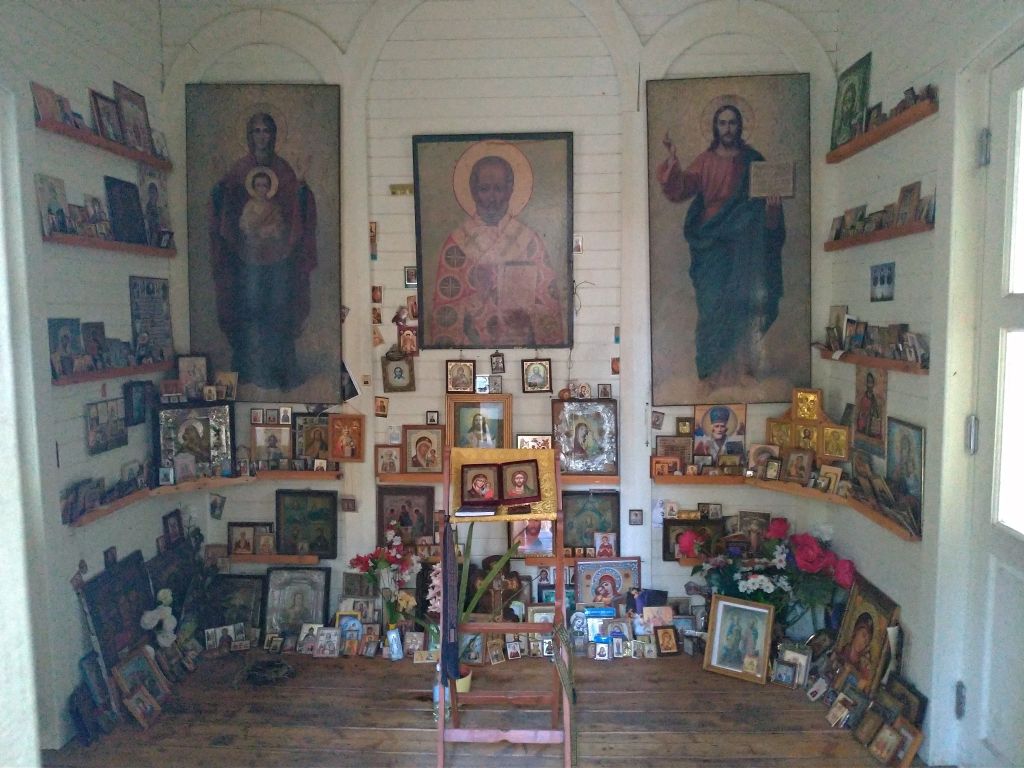 Часовня Николая Чудотворца на Печерском источнике, Турово (Лужский район, Ленинградская область). интерьер и убранство