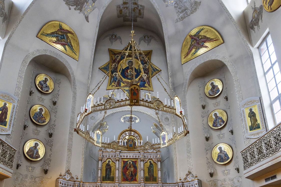 Собор Михаила Архангела, Токсово (Всеволожский район, Ленинградская область). интерьер и убранство