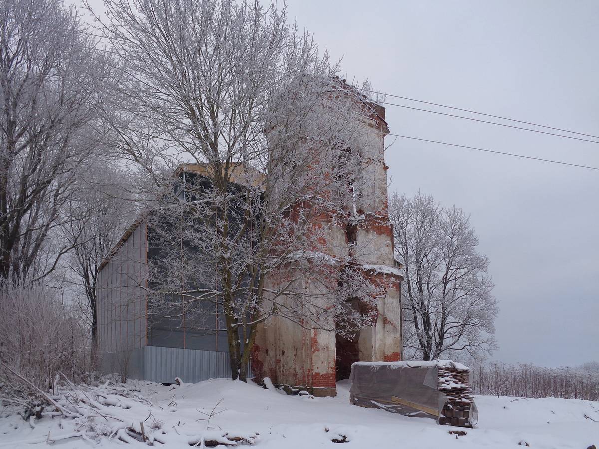 фасады. Церковь Рождества Иоанна Предтечи, Каменные Поляны (Лужский район, Ленинградская область)