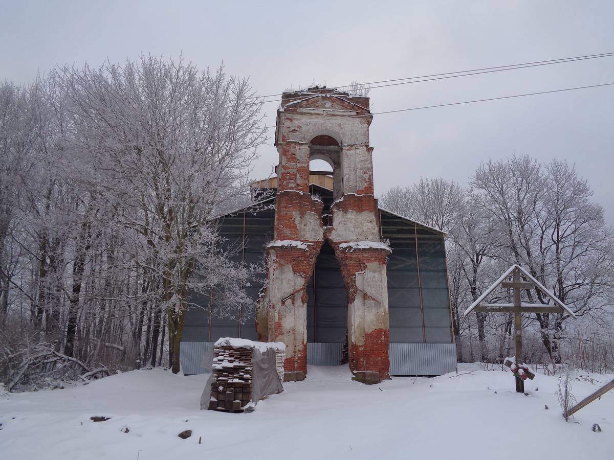 фасады. Церковь Рождества Иоанна Предтечи, Каменные Поляны (Лужский район, Ленинградская область)