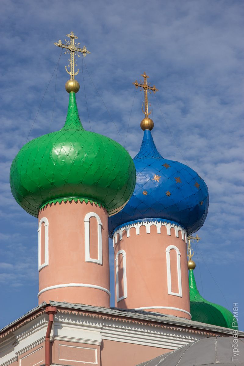 Кафедральный собор Преображения Господня, Тихвин (Тихвинский район, Ленинградская область). архитектурные детали, Главы