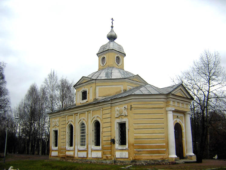 Церковь Всех Святых (полковая), Тихвин (Тихвинский район, Ленинградская область). фасады