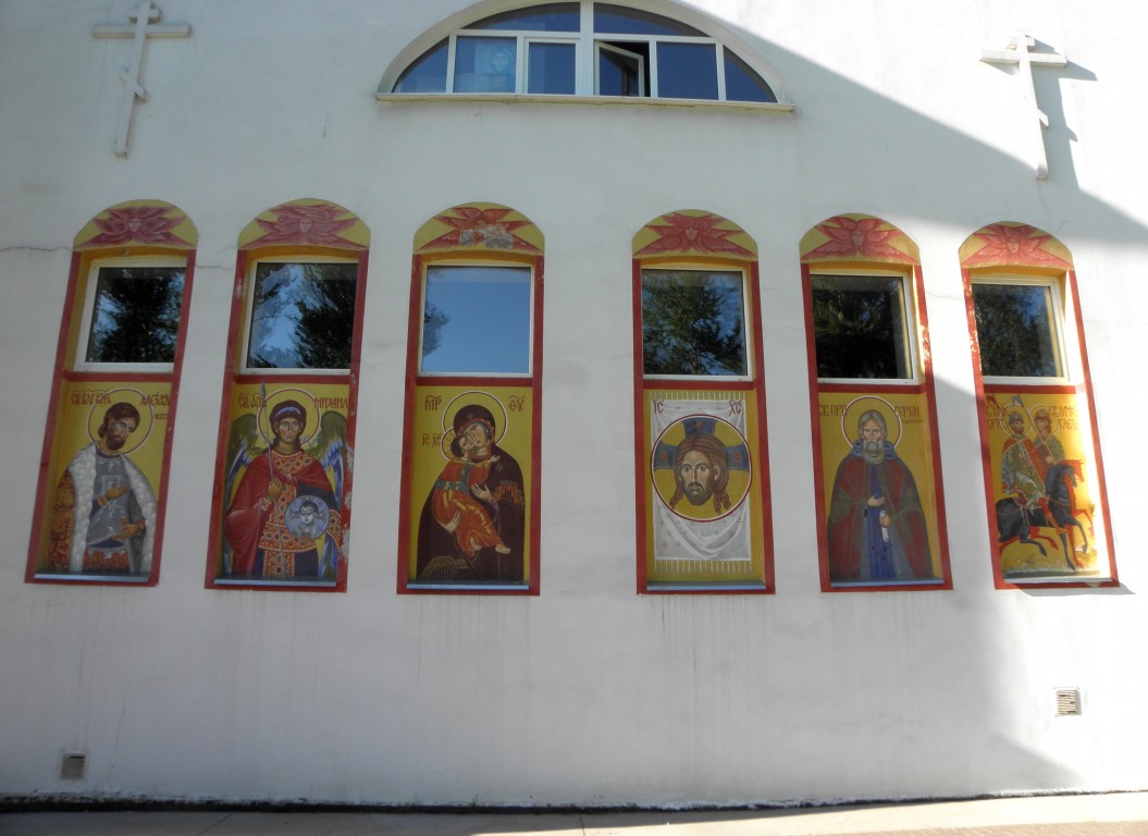 Свердлова им., посёлок. Церковь Николая Чудотворца. фасады