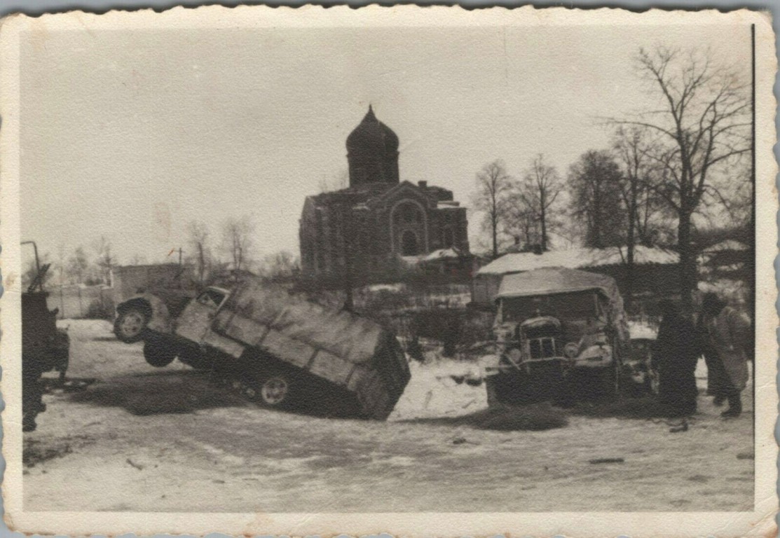 Церковь Иверской иконы Божией Матери, Борщевое (Венёвский район, Тульская область). архивная фотография, Фото 1942 г. с аукциона e-bay.de